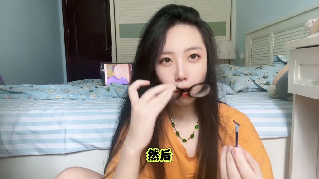 如何佩戴美瞳新手,如何佩戴美瞳英文讲解