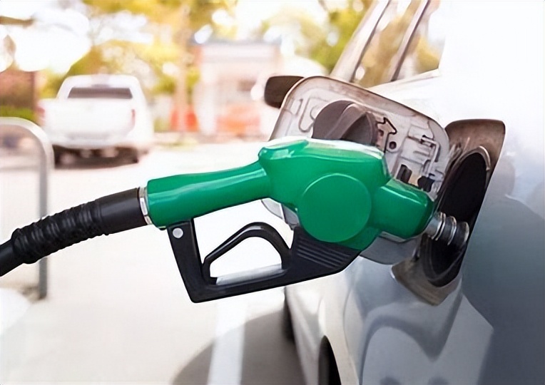 加油一次加200好还是一次加满好,很多人加油只加200为什么