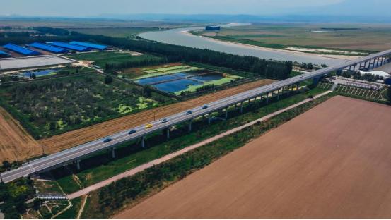 朗逸新锐xr一箱油能跑多少公里,朗逸和朗逸xr有什么区别