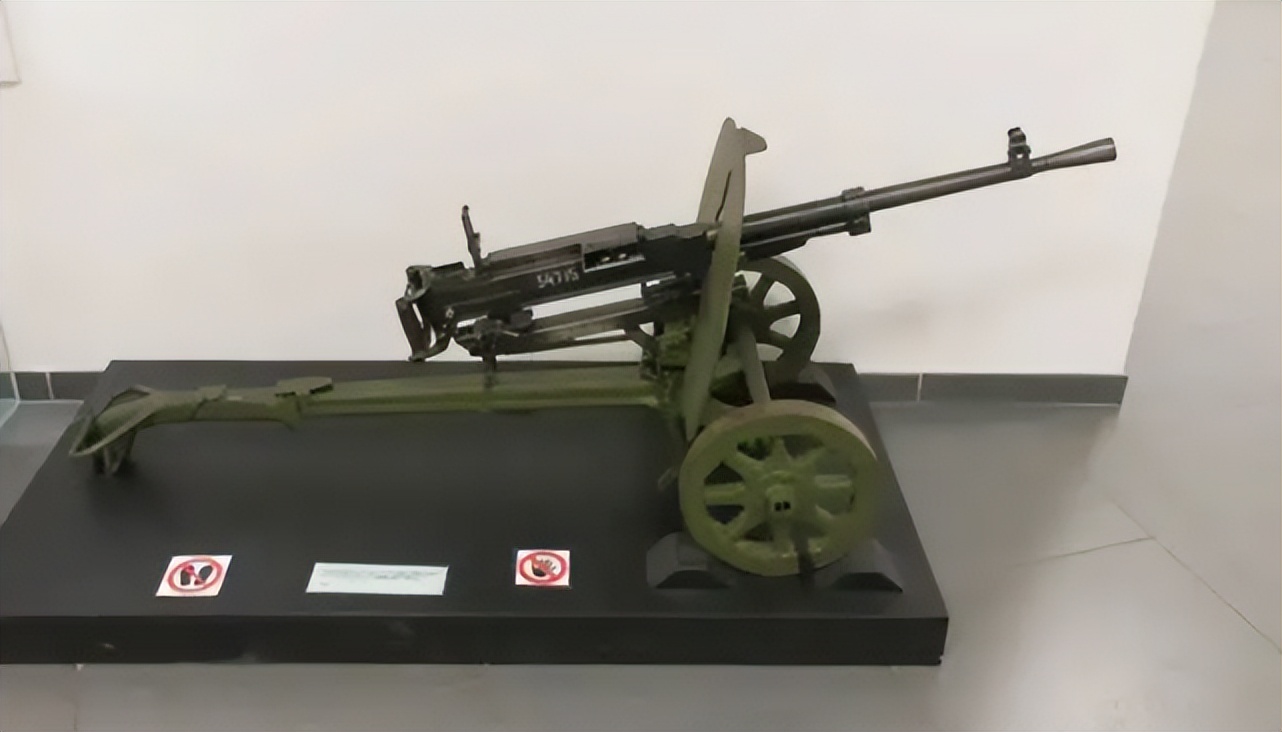 58双管机枪,58式机枪与57式机枪