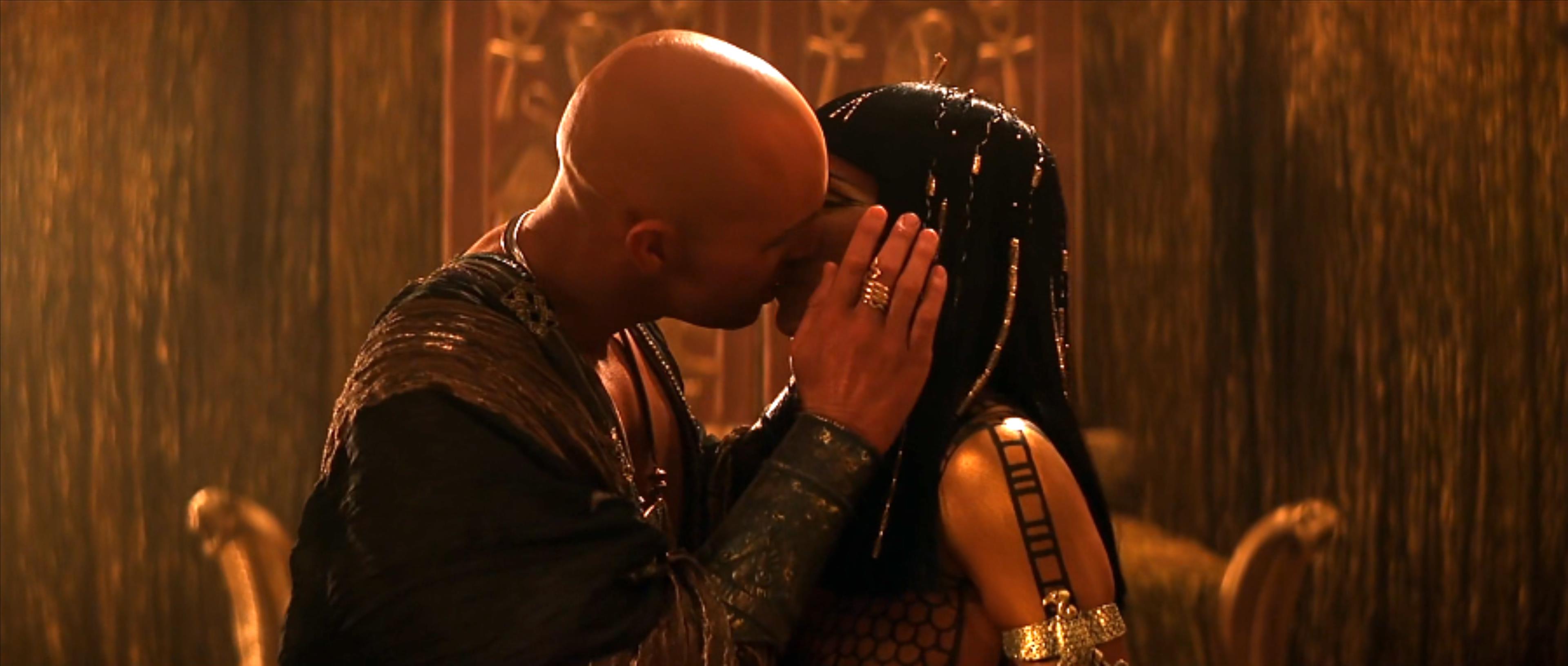 圣甲虫吃掉木乃伊,可怕的木乃伊圣甲虫