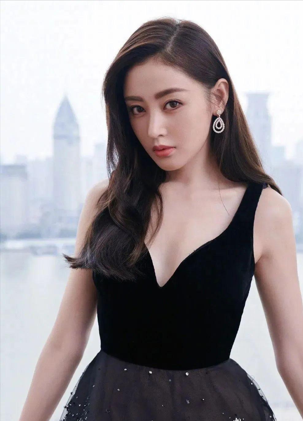 潜水服都遮不住张天爱的曲线？看到她的那一刻：只想娶她回家！