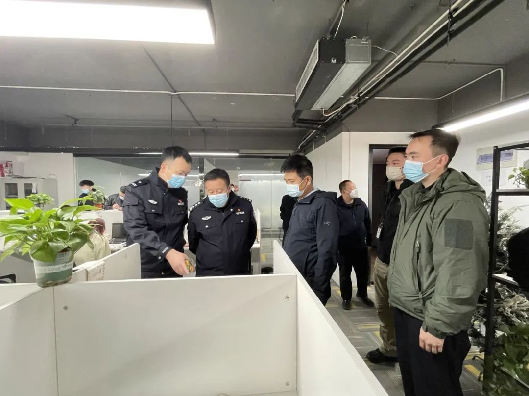 买个人公民信息违法吗,购买公民信息用于正常经营