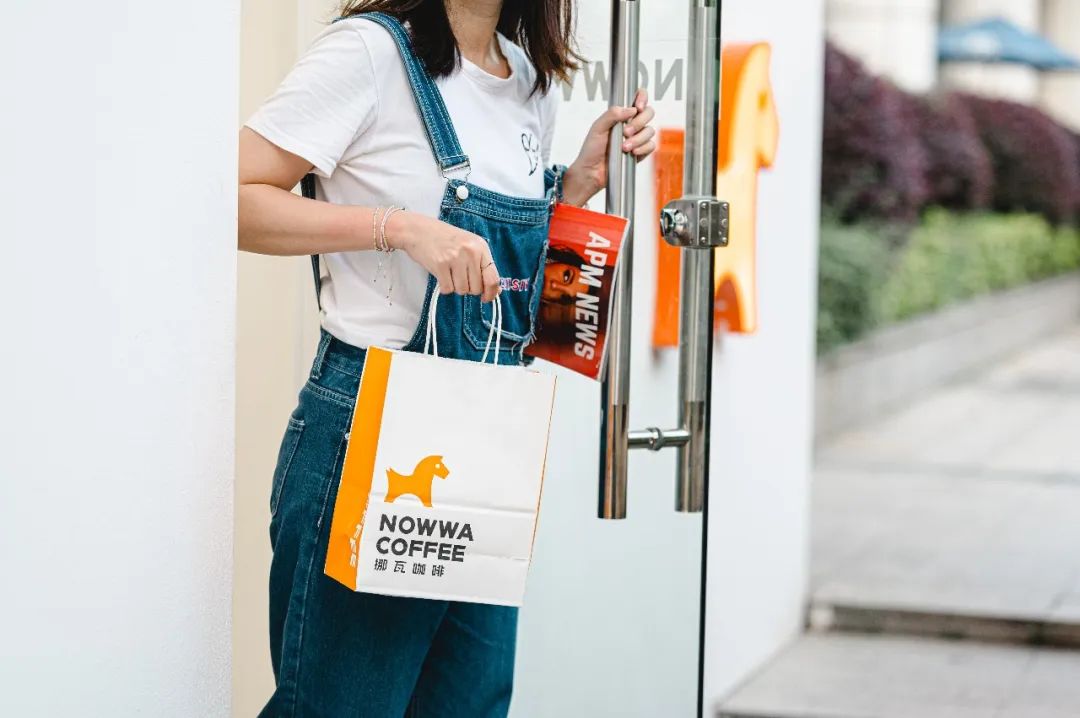 我滴马椰！连开100店