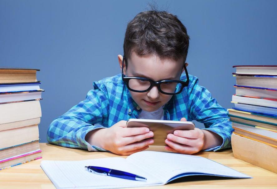 学生偷看不良网站怎么查询？学会这几招，直接将躁动的苗头掐灭