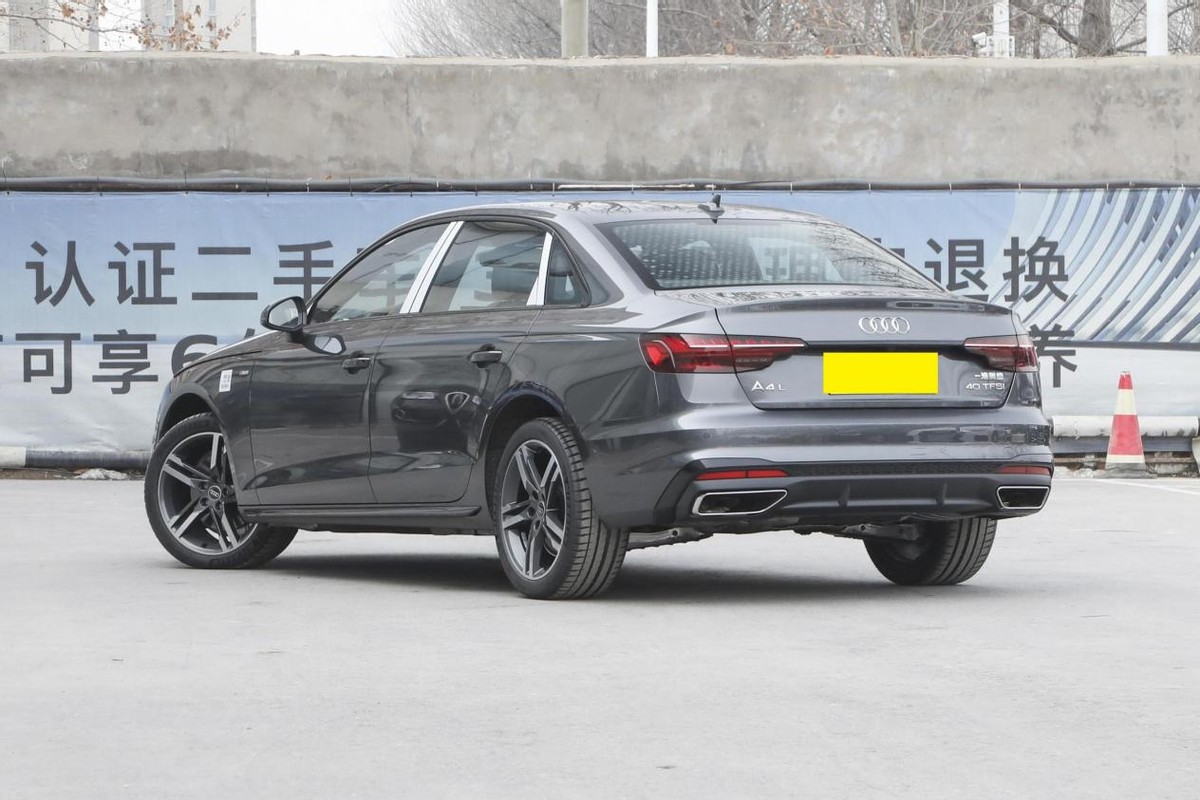 第九代2019款奥迪a4l,轴距近2.7米