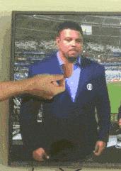 网恋奔现，这不叫“翻车”，应该叫“坠机”！哈哈哈