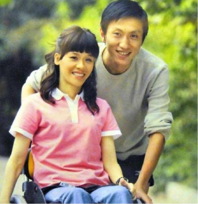 体操冠军桑兰瘫痪25年，自爆一年用2000根导尿管，打出租车遭拒载