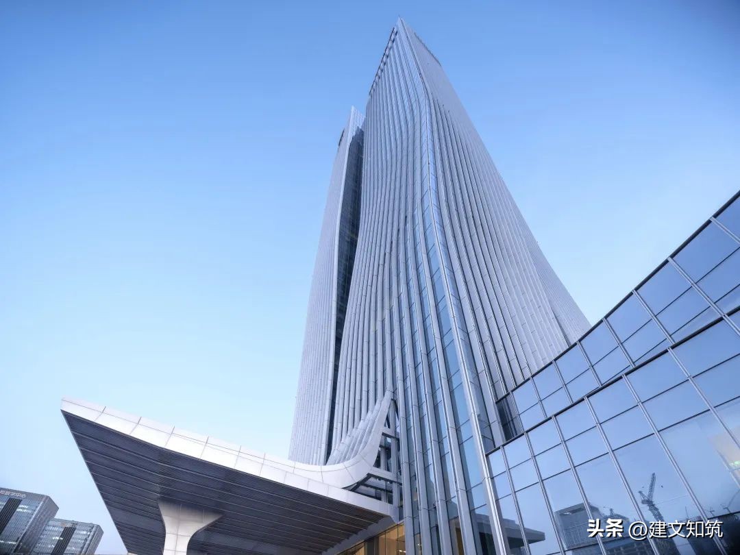 【荐筑】微变的平衡，山东黄金国际广场丨CCDI悉地国际