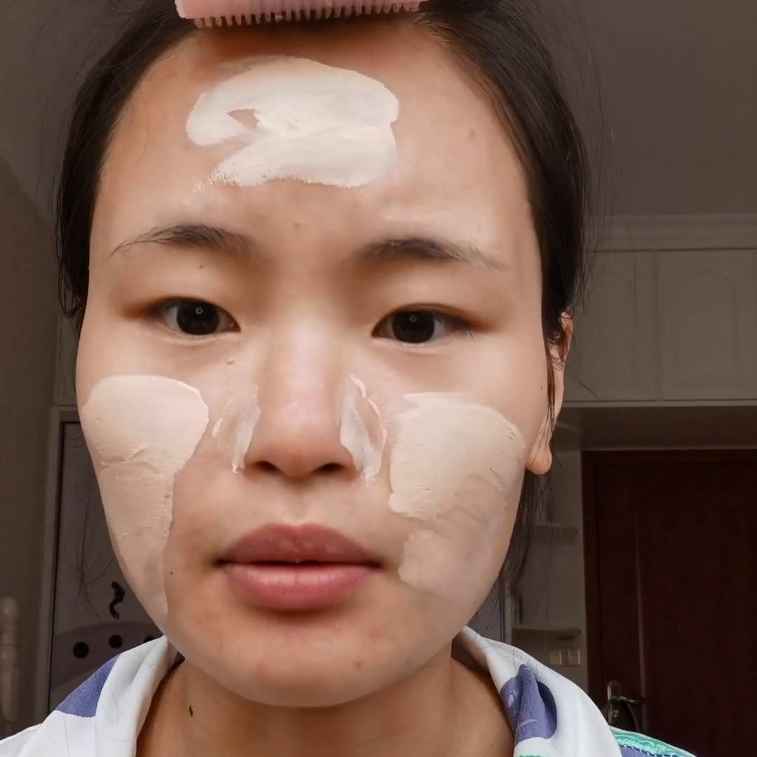 为什么感觉画出来的妆显老,为什么觉得妆化的好脏