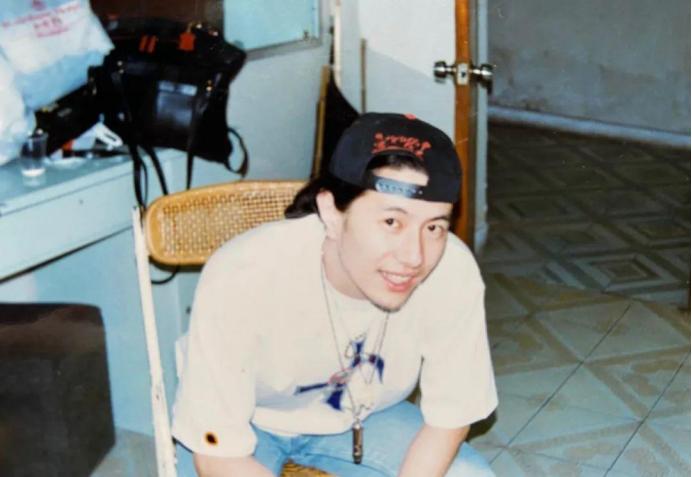 刘芸为何能驯服郑钧,郑钧为什么要叫刘芸前妻