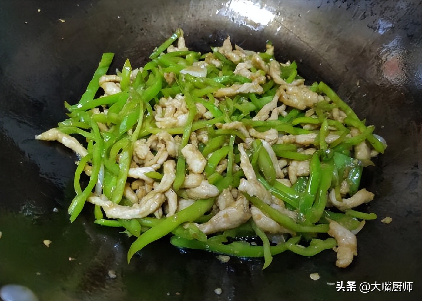 小孩子学厨艺先学什么,如何教孩子学做菜