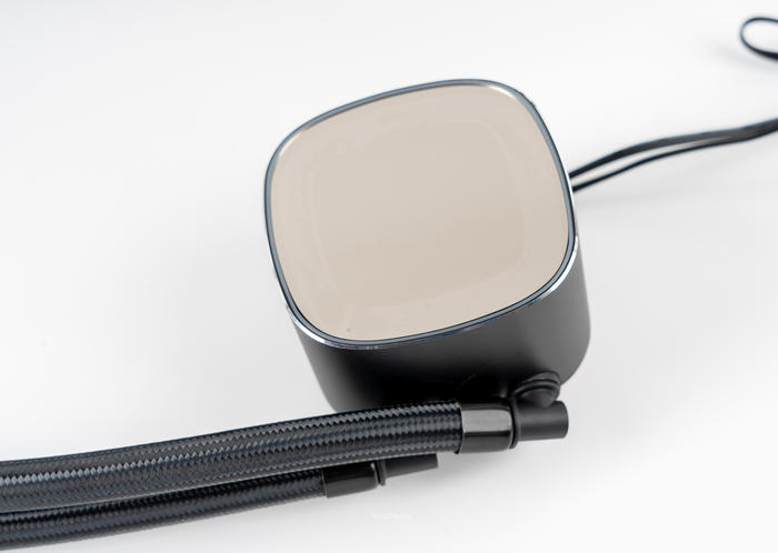 微星z690刀锋可以用1070ti吗,微星z690刀锋钛对比吹雪