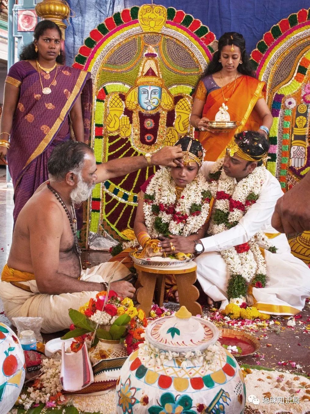 印度*伦乱**为何屡禁不止?|地球知识局