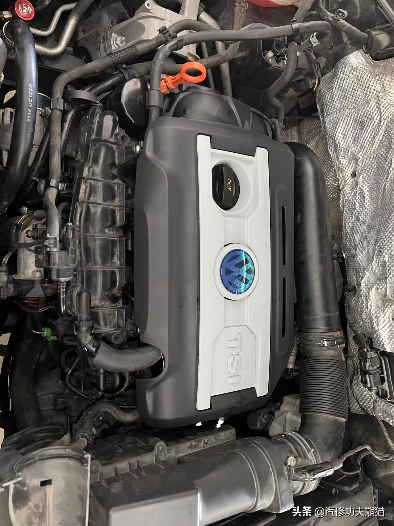 严谨的德国工人钣金修复,严谨的德国师傅修复事故车