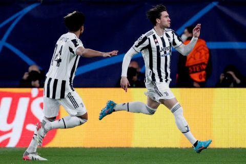 弗拉霍维奇任意球破门欧冠,弗拉霍维奇潜水艇