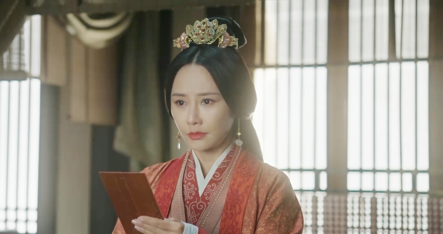 星汉灿烂：文修君登场之后，原本面目可憎的王姈，突然变得很可怜