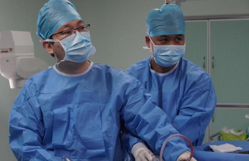 治疗尿失禁的神医有哪些,泌尿科医生的特殊治疗法