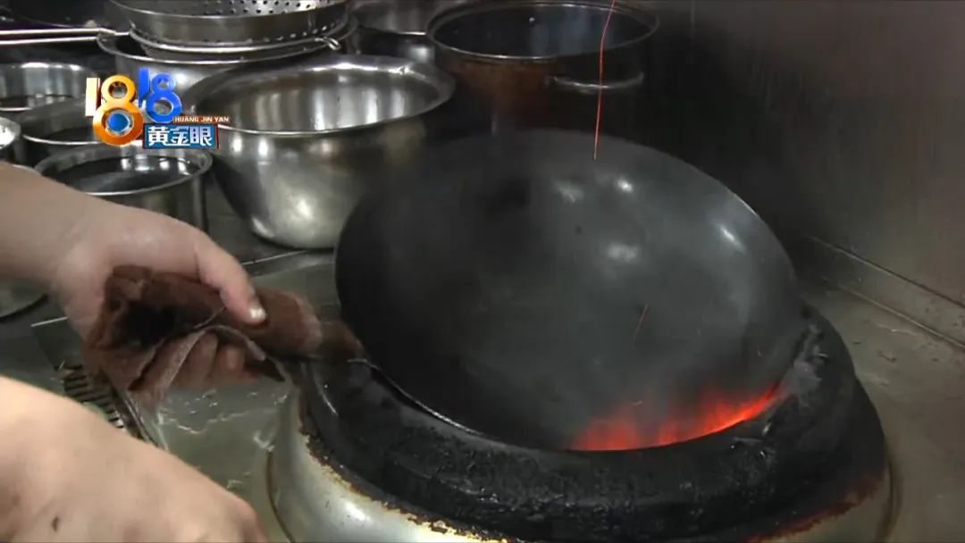 不粘锅最简单方法,不粘锅的小妙招视频