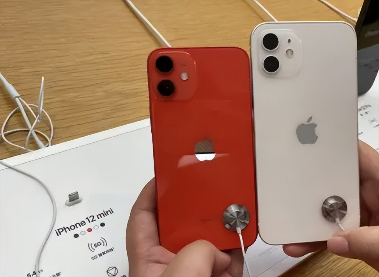 拼多多2999的苹果se3,拼多多帮你全额退款会起诉吗