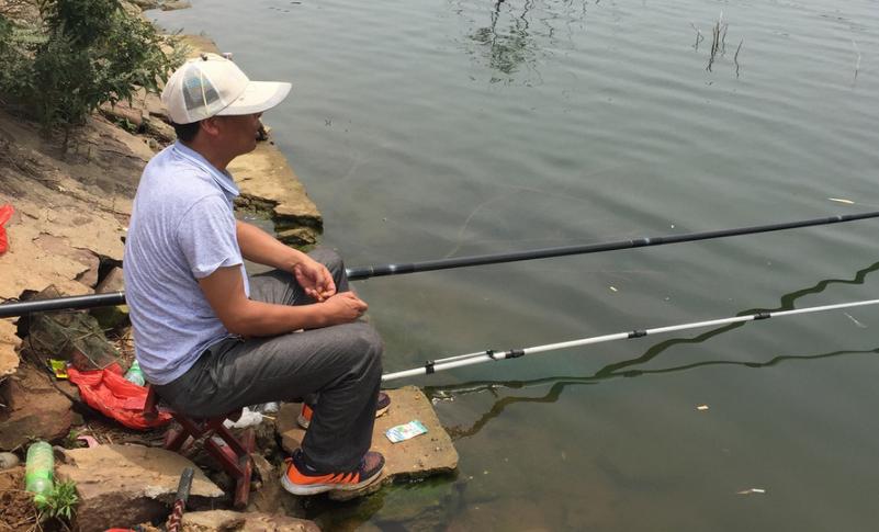 一百多元的浮漂,百元纳米浮漂和芦苇浮漂