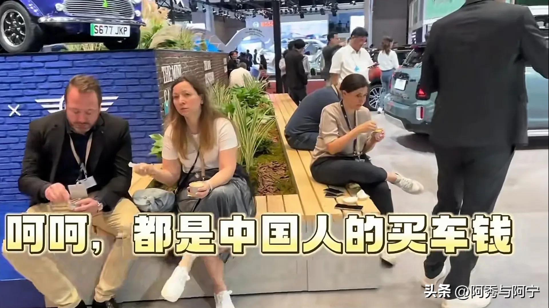 不发冰淇淋,究竟是员工行为,还是公司授意,类似的区别对待不少