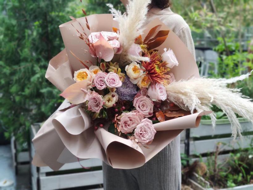 寮曢鑺辫壓娼祦鐨勫崄浜屽鑺卞簵,鏃ユ湰闈掑北鑺卞簵鍟嗕笟妯″紡