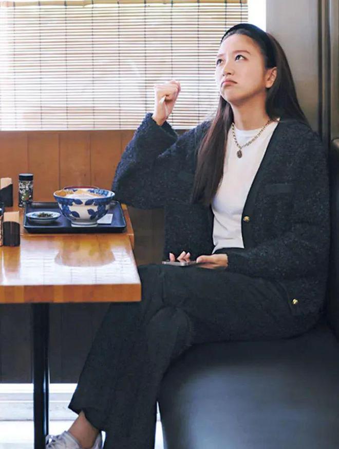 2022春季新款时尚潮流针织开衫,2019时尚针织开衫