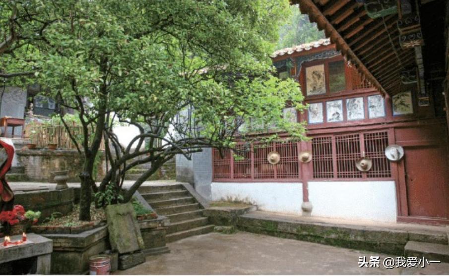 云南古建筑名单大全,云南古滇墓葬群