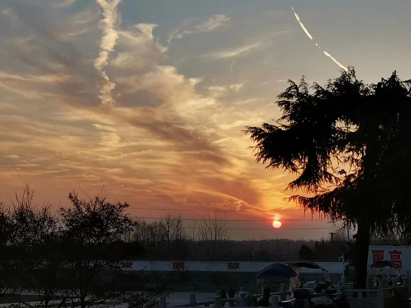 高中毕业是不是意味青春结束,高中毕业离别总是那么伤感