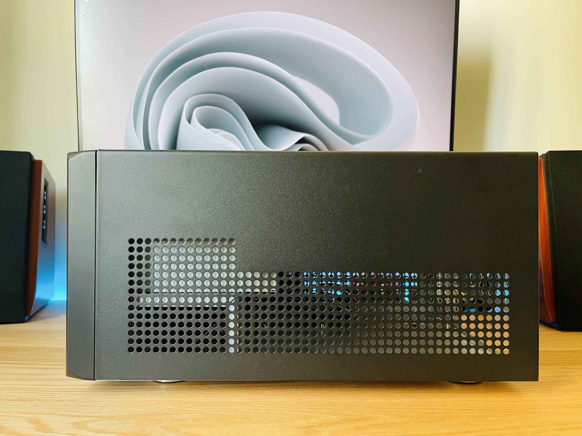 银欣机箱组装nas,银欣搭建nas