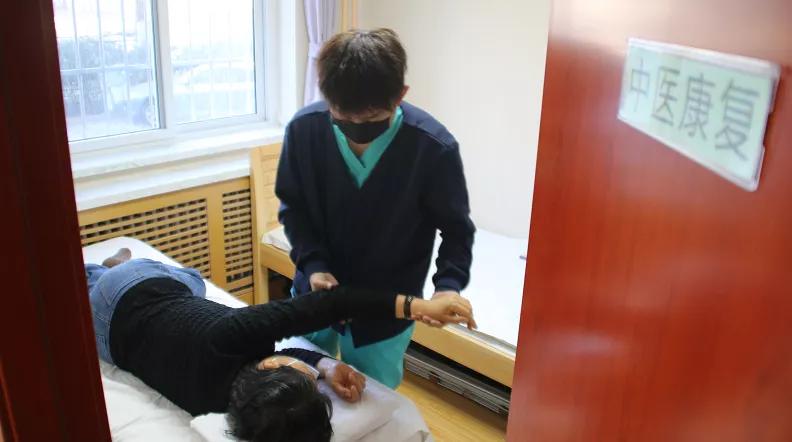 望京寸草春晖养老照料中心,望京附近医养结合的养老院