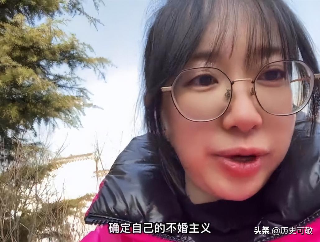 30岁海归尼莫：从化妆师成为住家保姆，月薪1.5万，坚持不婚主义