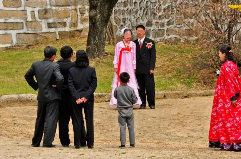 朝鲜美女嫁中国大叔,朝鲜姑娘嫁中国小伙