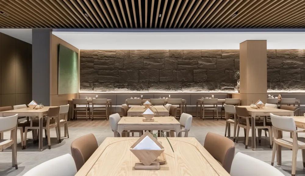 阳光高档养老社区,上海高端养老社区带庭院