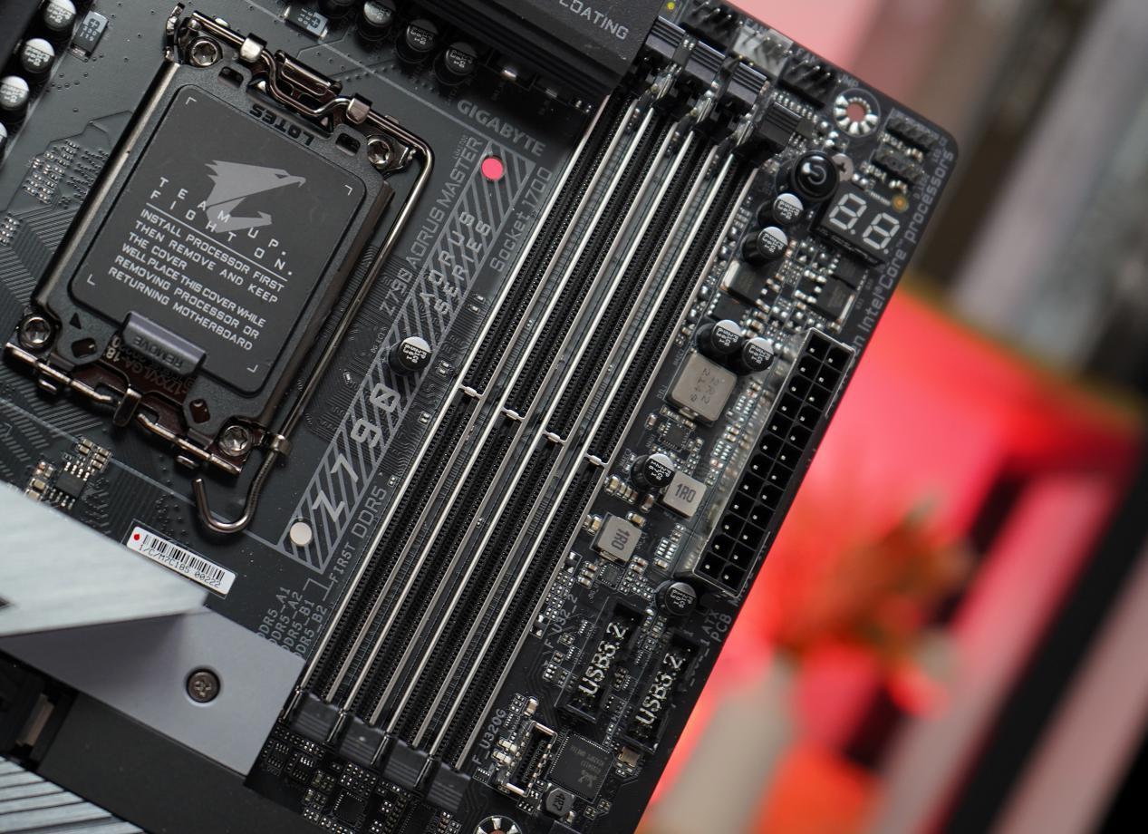 z790技嘉小雕和超耐久主板区别,技嘉超级雕主板z790搭配什么显卡