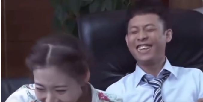 演员笑场却成了经典,演员笑场却产生了经典片段