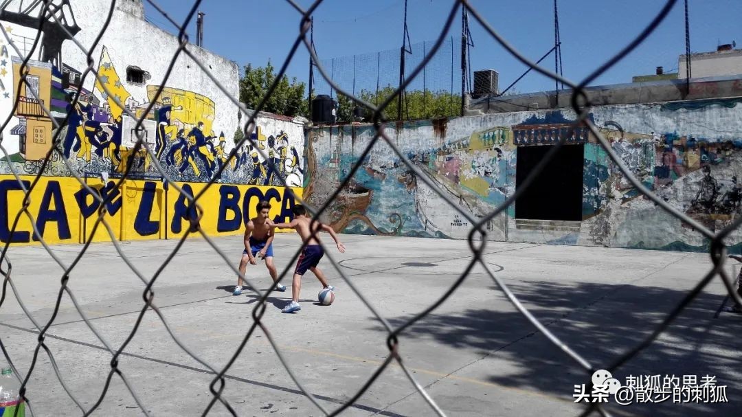 马拉多纳的足球传奇,马拉多纳的世纪之传