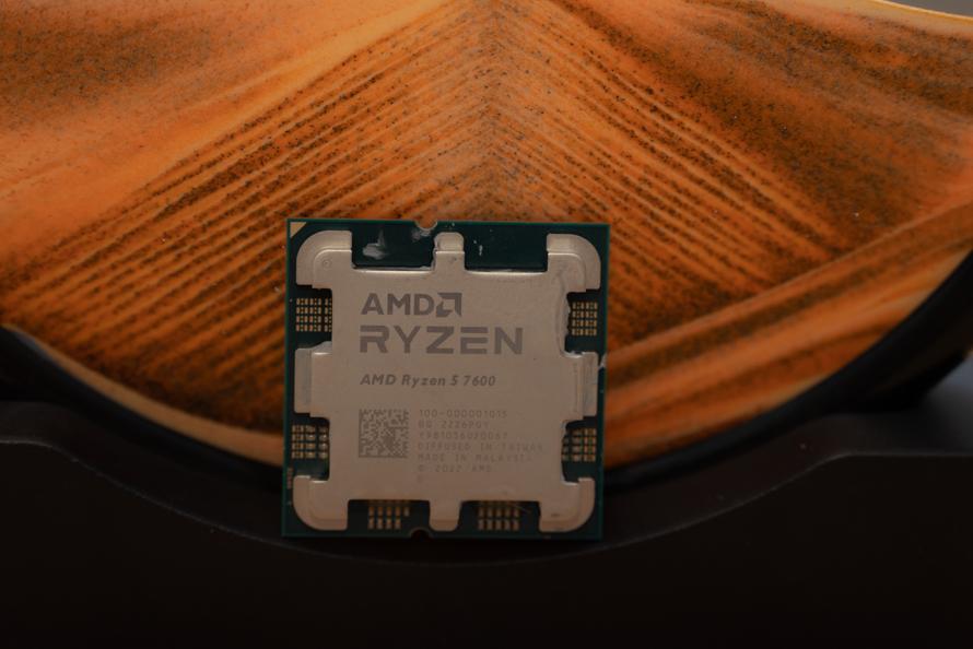 AMD锐龙57600核显什么水平,amd锐龙57600与8600g
