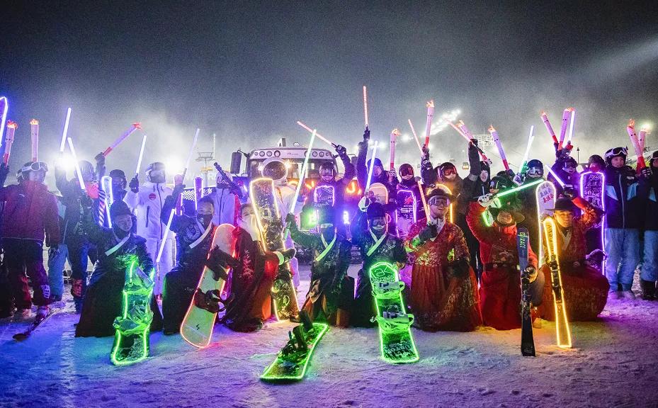 松花湖玩雪,松花湖滑雪活动