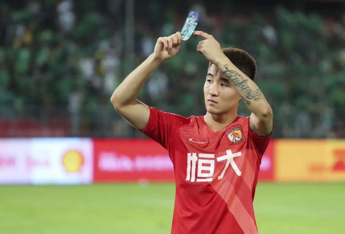 蚌埠韦世豪新消息,韦世豪和c罗亚冠