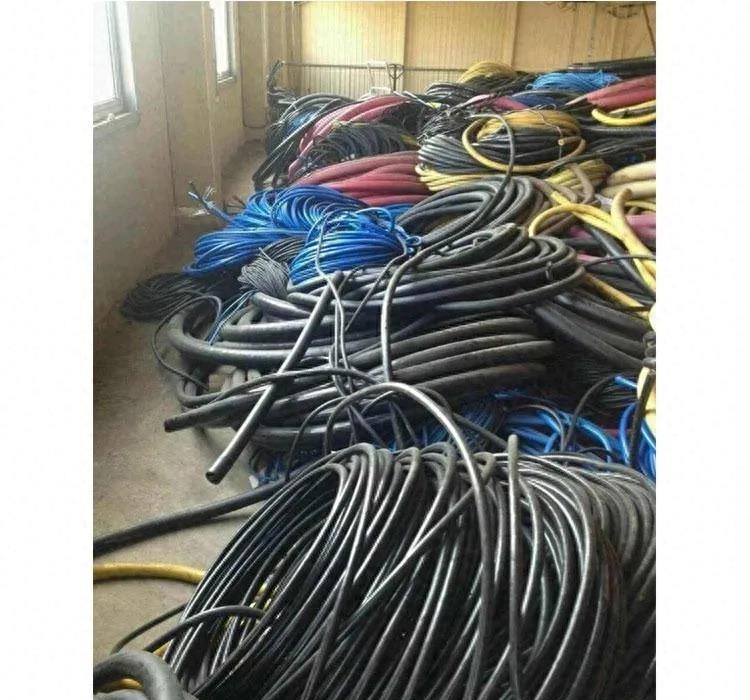 从电缆厂到政坛,他的传奇经历令人惊叹!