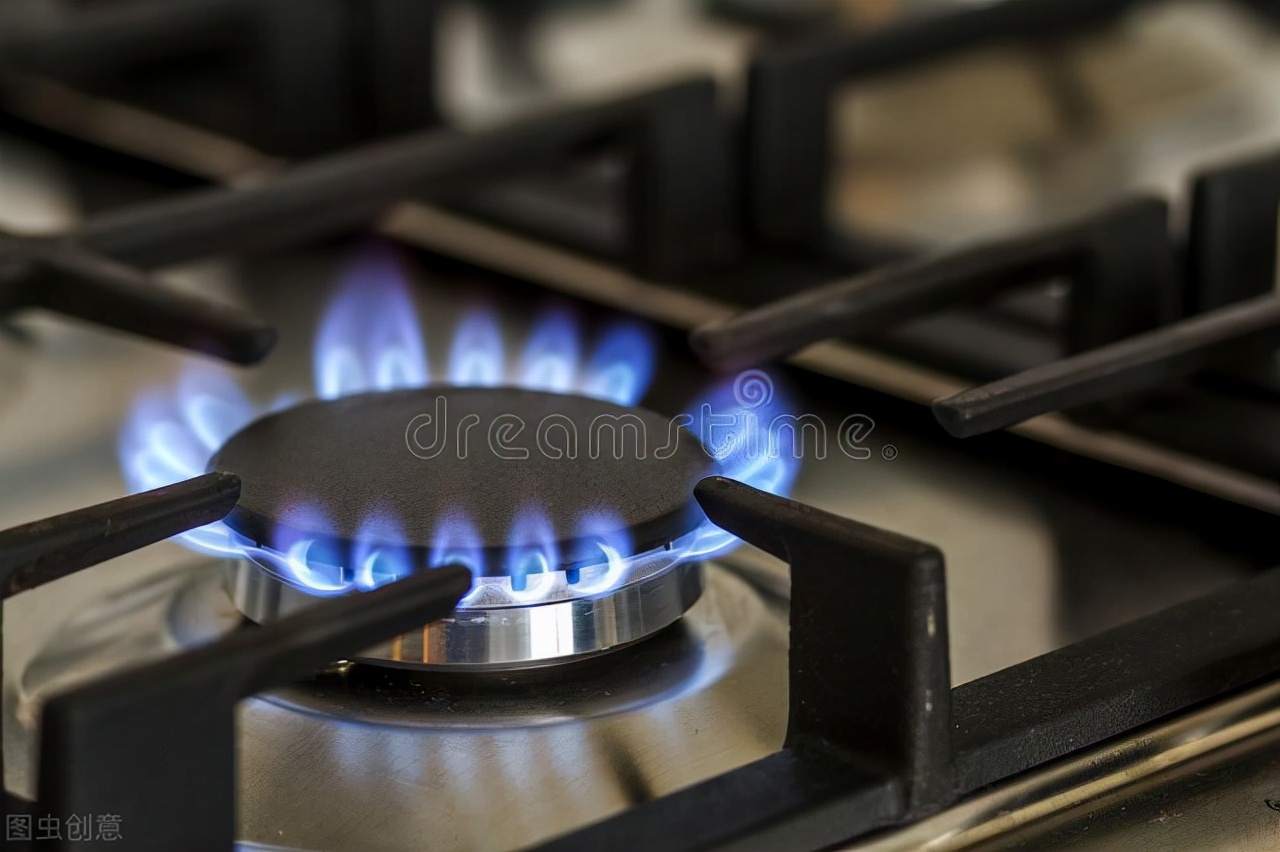 为什么燃气灶左灶不能炒菜,为何燃气灶左边不宜炒菜