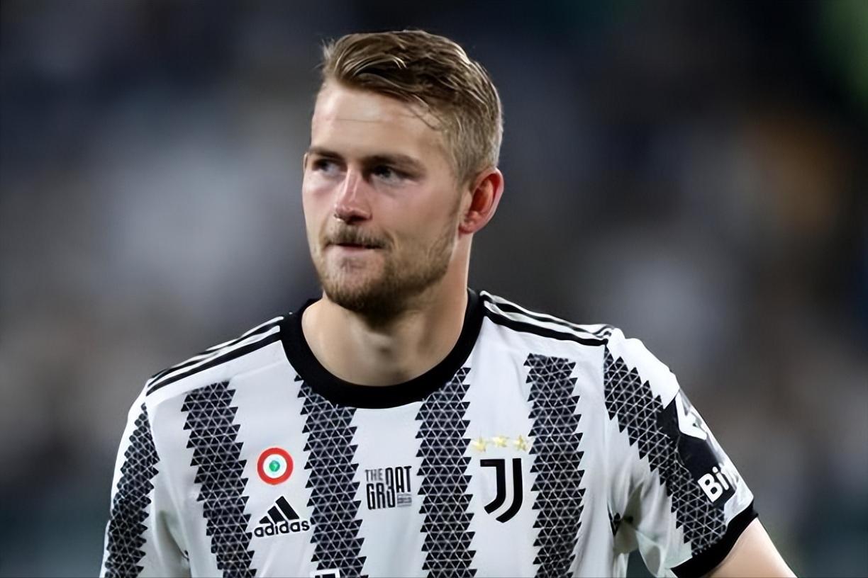 德利赫特在拜仁手球,德利赫特校园版手球