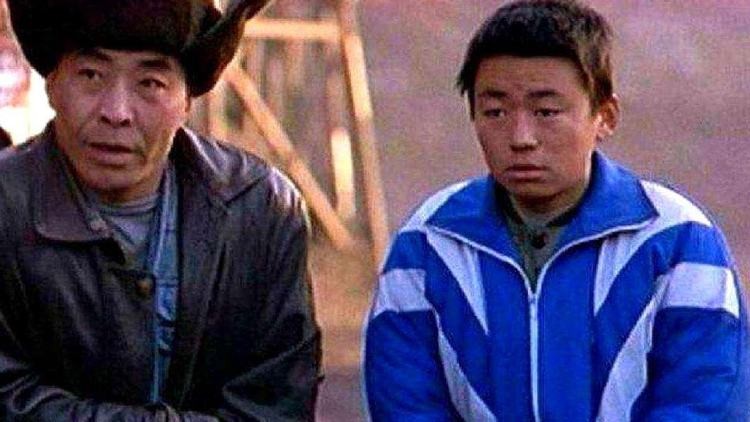 横店群演不够用了他们都在忙什么,横店20万群演现状