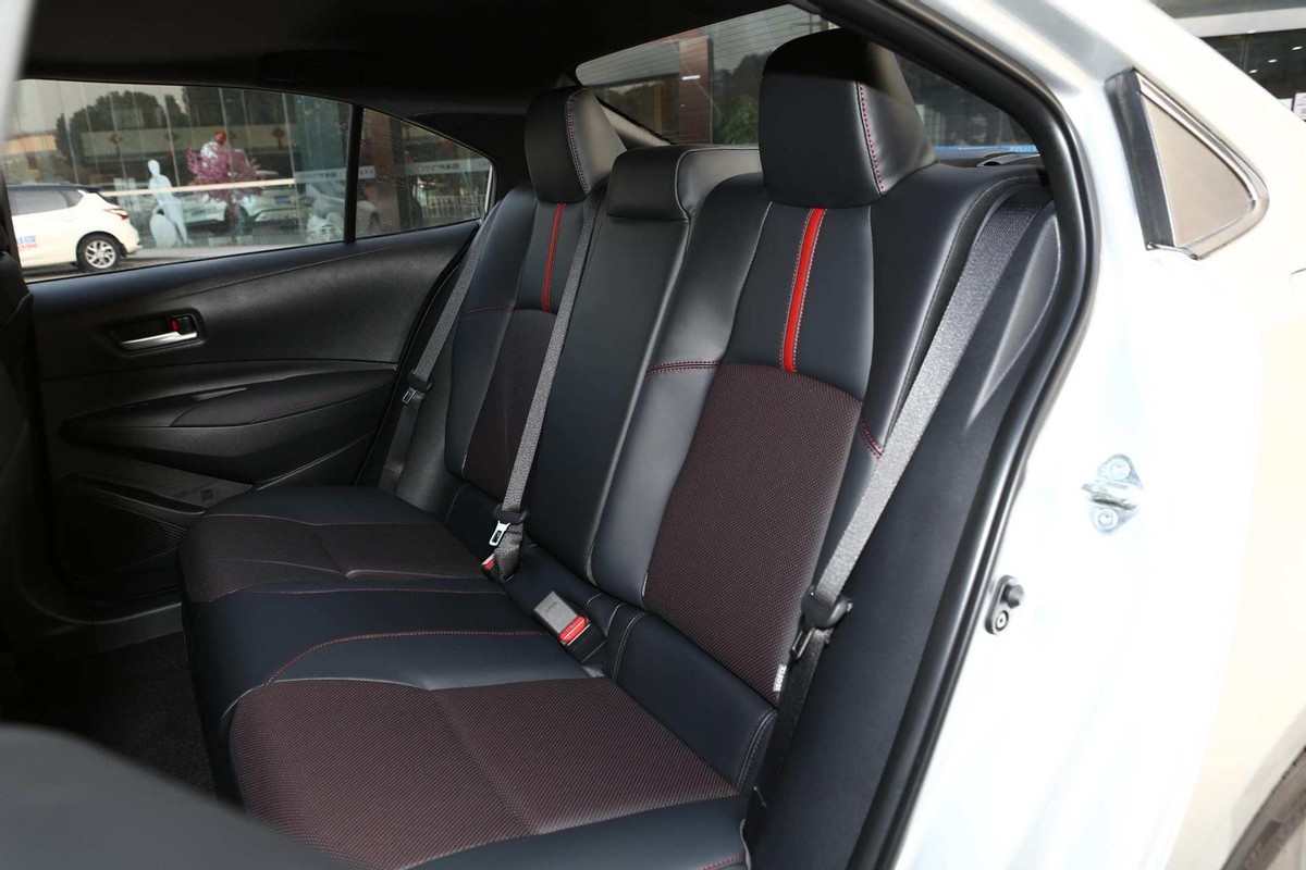 十五万左右性价比高的轿车雷凌,10-15万的车雷凌