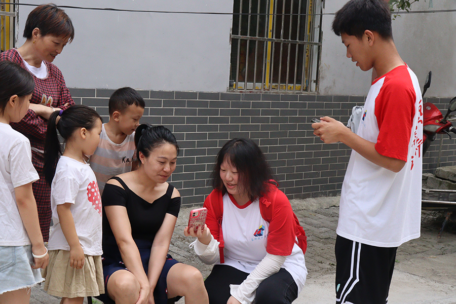 重庆学子三下乡挥笔逐梦,重庆学子三下乡完整视频