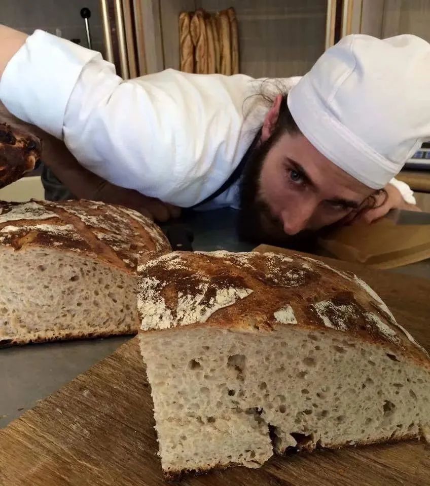 开业不到一年,法国著名面包店