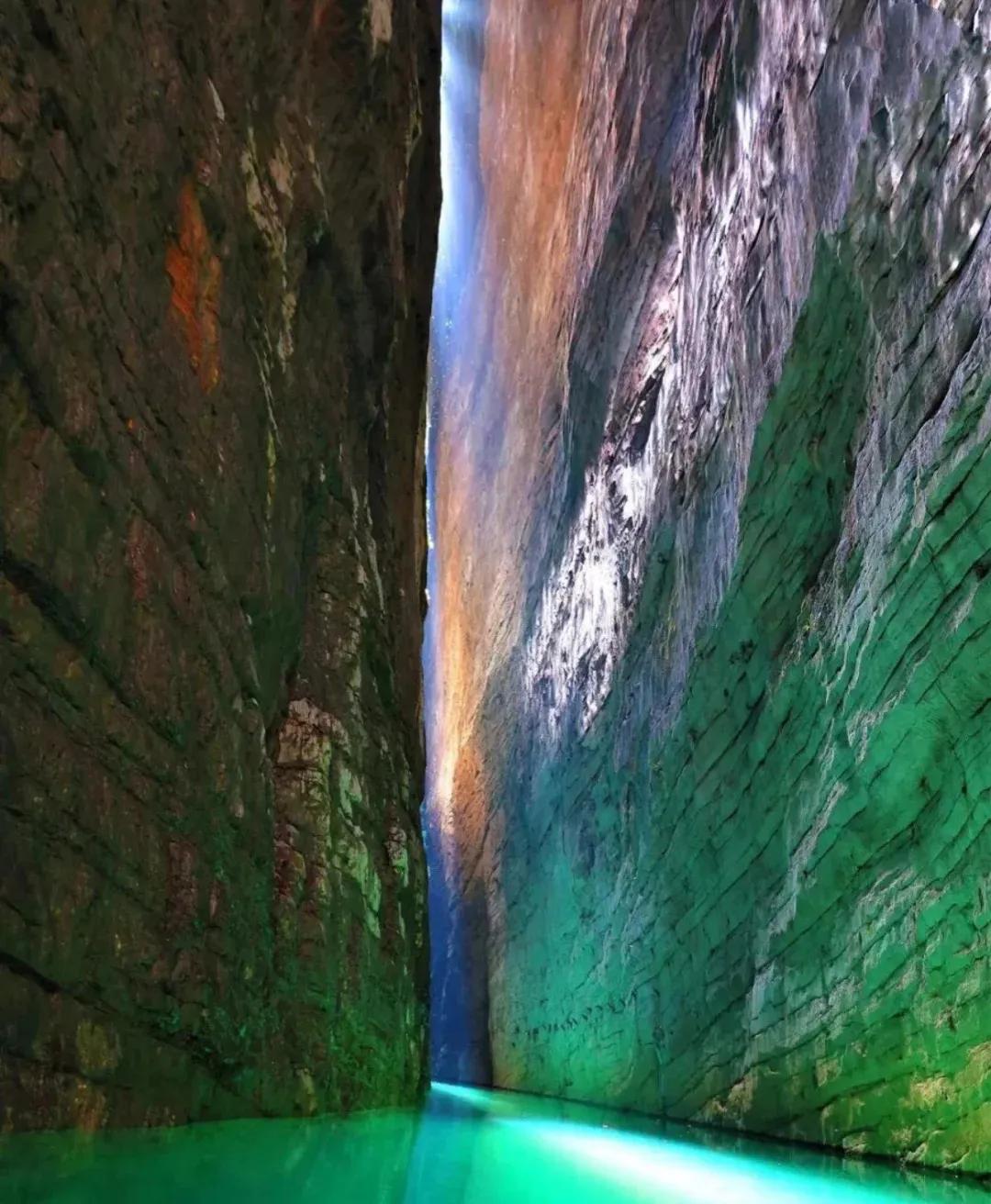 西安到恩施自驾沿途哪些旅游景点,恩施哪个景点不用爬山的路线好走