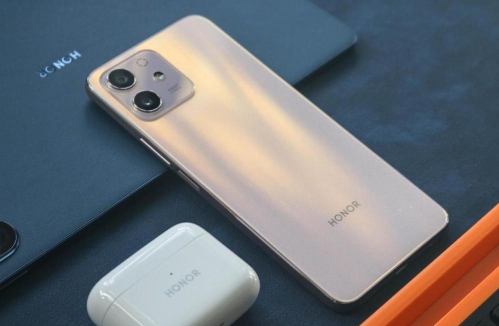 荣耀手机目前最值得入手一款,荣耀手机不建议买哪款